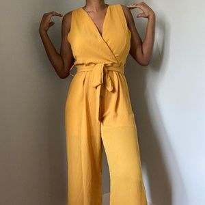 NWOT Sierra Sky Summer V-Neck Jumpsuit Size L